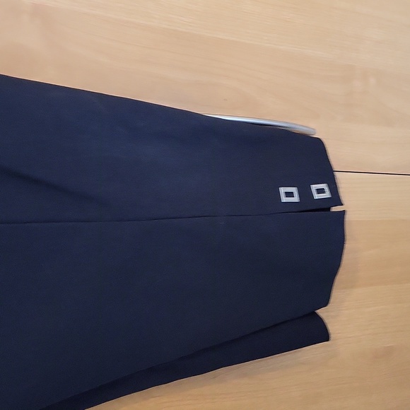 Laura Capris - Picture 4 of 9